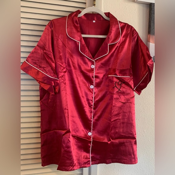 Dark pink satin 2 piece short pajama set (only one set for sale) - Picture 1 of 12